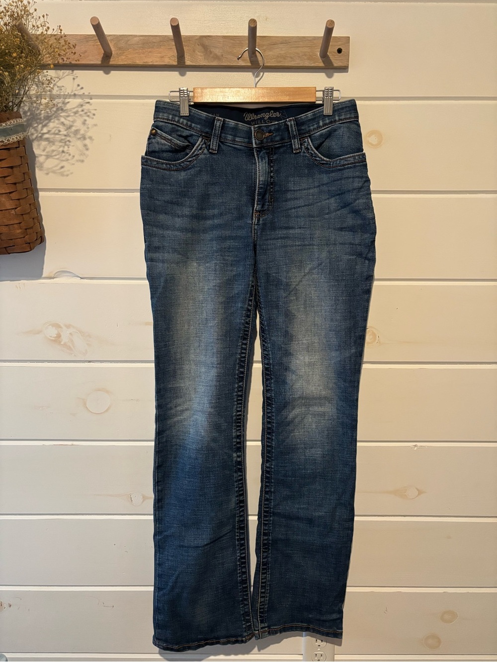 Wrangler Women's Medium Boot Cut Jeans